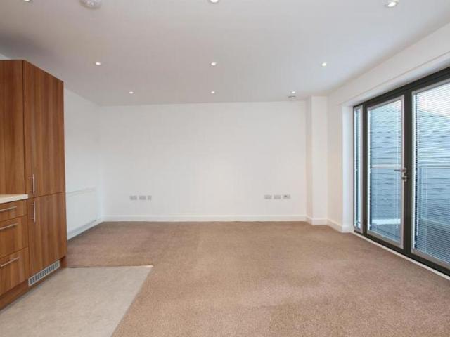 Apartment for rent in Wapping Wharf, Feckenham