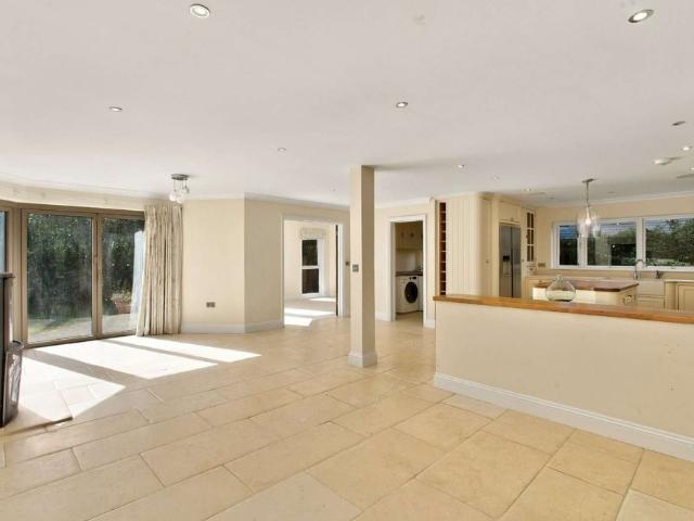 House for rent in Wimbledon Village, Greater London