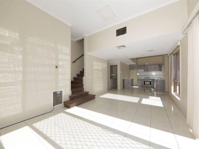 Townhouse for rent in Camerons Creek, Victoria