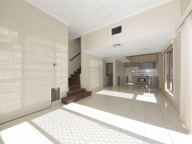 Townhouse for rent in Camerons Creek, Victoria