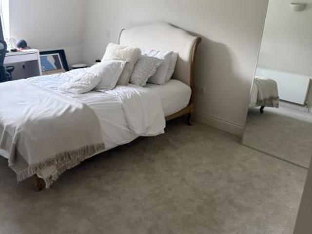 Room for rent in London Borough of Hammersmith and Fulham, Greater London