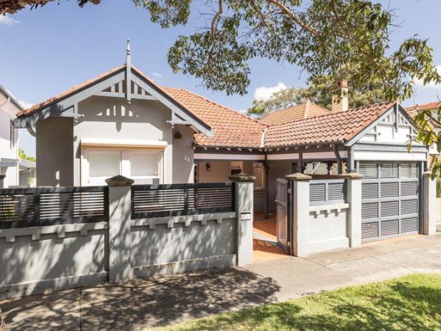 House for sale in Lower North Shore, Sydney