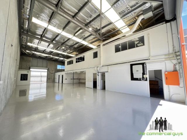 Warehouse for rent in Toombul, Queensland