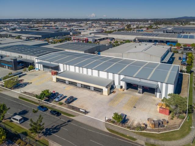 Warehouse for rent in Toombul, Queensland