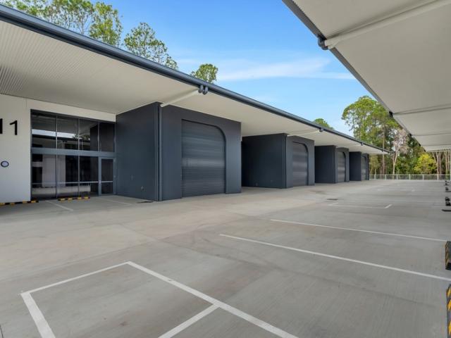 Warehouse for rent in Kings Creek, Queensland