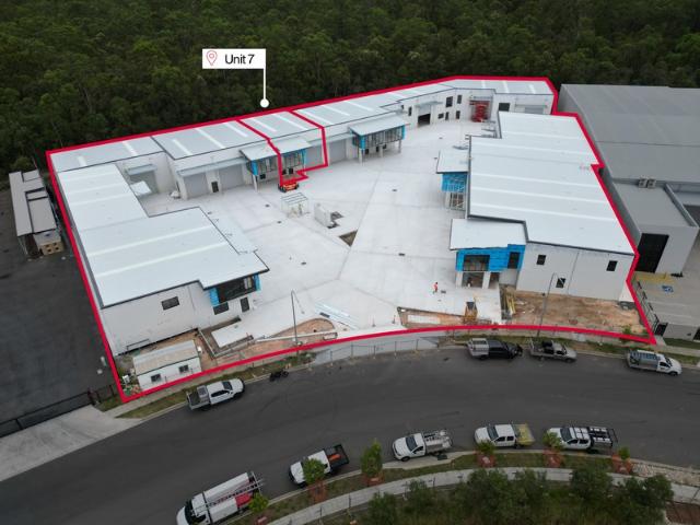 Warehouse for rent in Toombul, Queensland