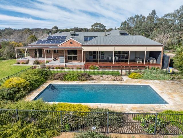House for sale in Table Top, New South Wales