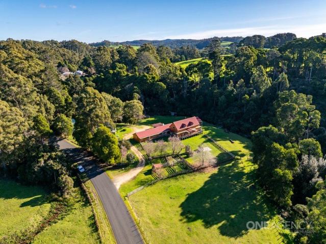 Cottage for sale in Lapoinya, Tasmania