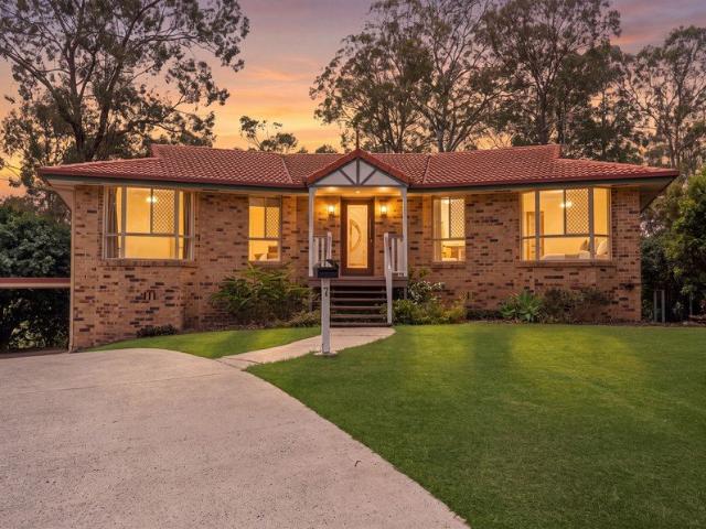 House for sale in Arana Hills, Greater Brisbane