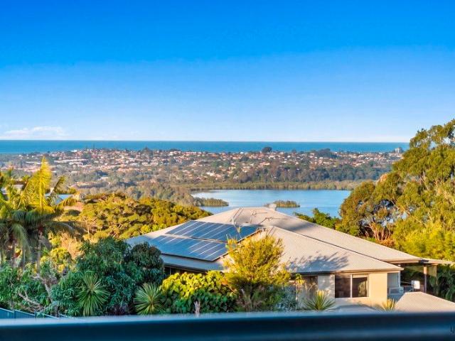House for sale in Bilambil Heights, New South Wales