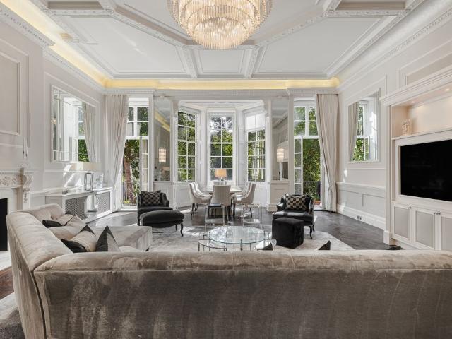 Apartment for rent in Chelsea, Greater London