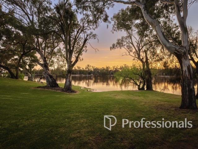 House for sale in Trentham Cliffs, Wentworth Shire Council