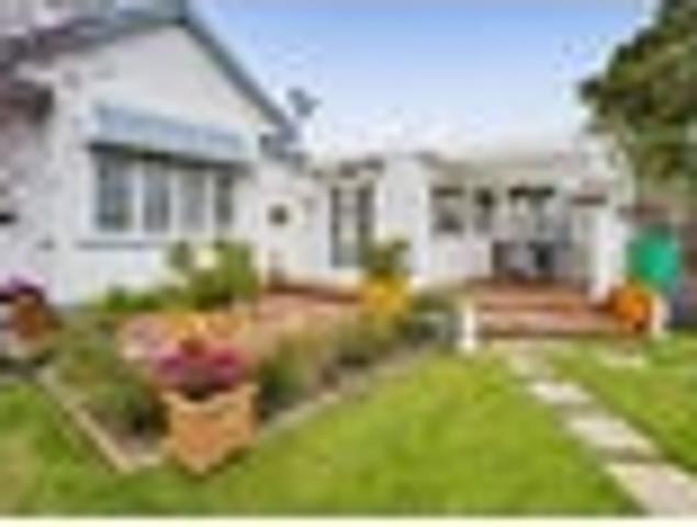 House for sale in Stratford, Stratford District