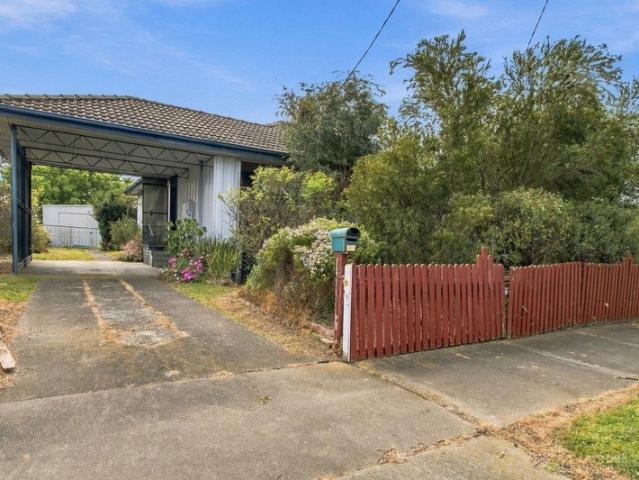 House for sale in Rosedale, Victoria