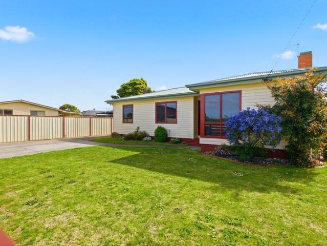 House for sale in Devonport