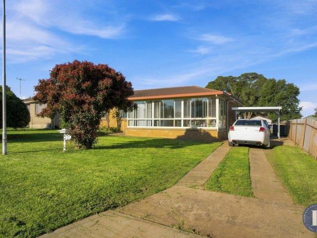 House for sale in Bedgerabong, New South Wales
