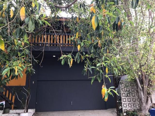 Room for rent in Canoga Park, California