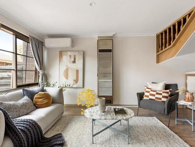 Townhouse for rent in Camerons Creek, Victoria