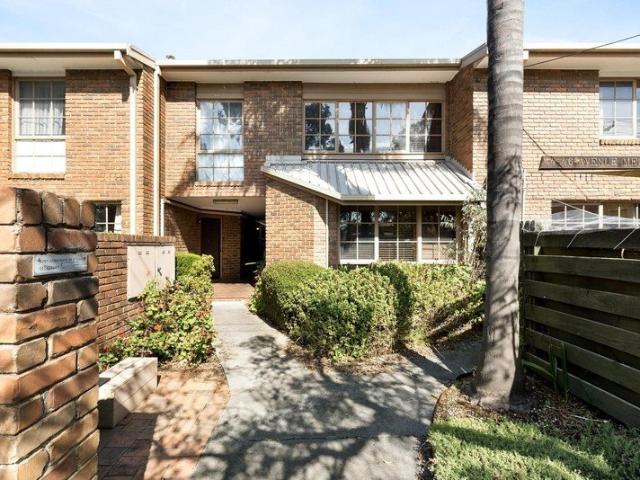 Townhouse for rent in Camerons Creek, Victoria