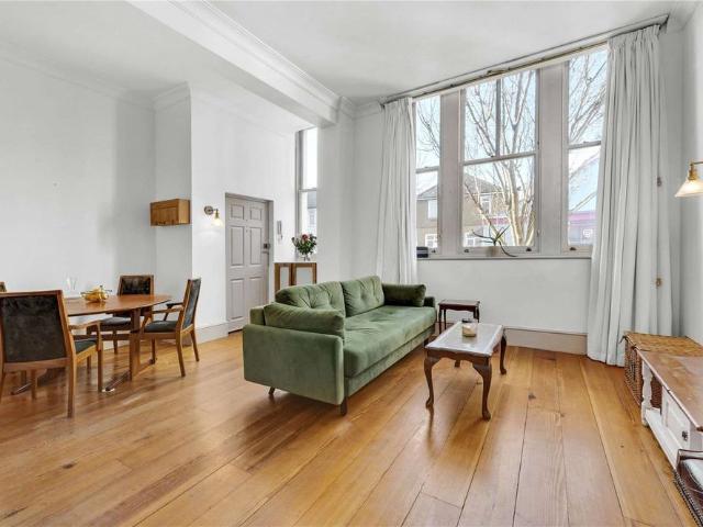 Apartment for rent in Lower Green Esher, Blackhills