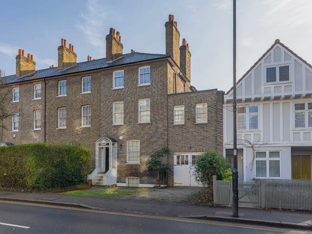 House for rent in London Borough of Merton, Raynes Park
