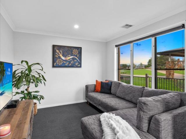 Townhouse for rent in Camerons Creek, Victoria