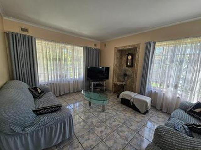 House for sale in Mount Moreland, Kwazulu-natal