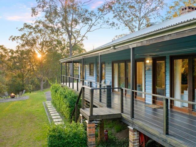 Cottage for sale in Paterson, New South Wales