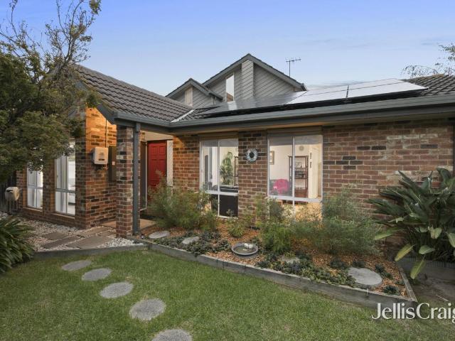 Townhouse for sale in Camerons Creek, Victoria