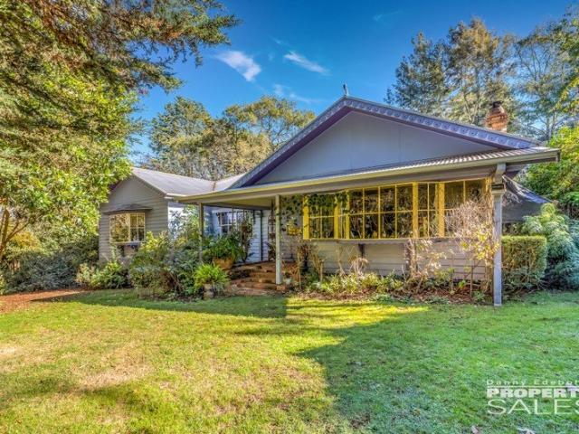 Cottage for sale in Victoria