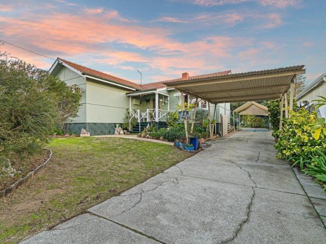 House for sale in Medina, Western Australia