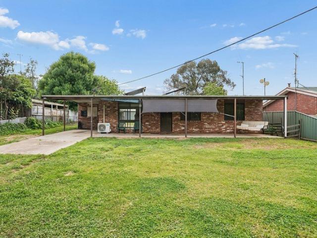 House for sale in Avenel