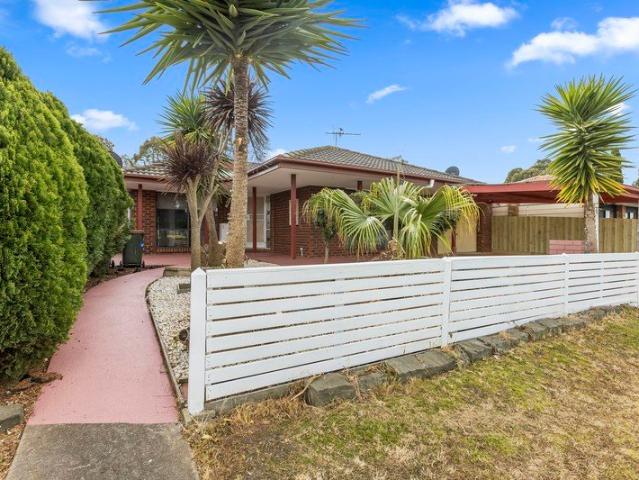 House for rent in Roxburgh Park, Melbourne