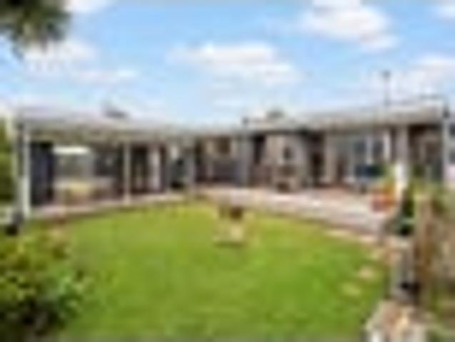 House for sale in Balmoral