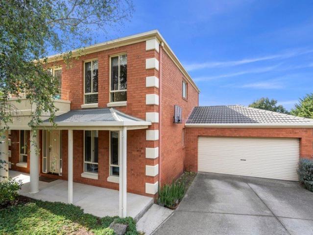 Townhouse for sale in Geelong, Victoria