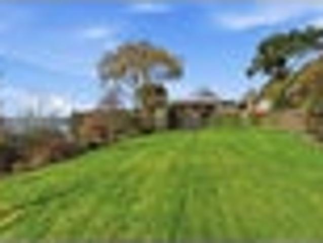 House for sale in Otakou
