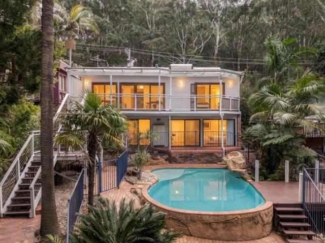 House for sale in Middle Heights Estate, Wollongong City Council
