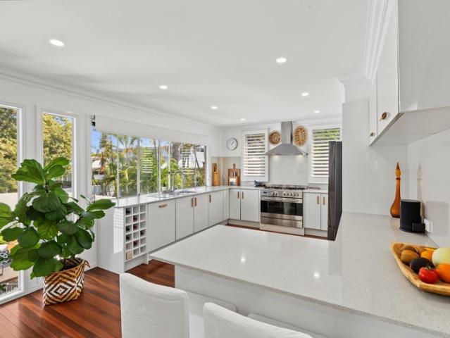 House for sale in Labrador, Gold Coast City