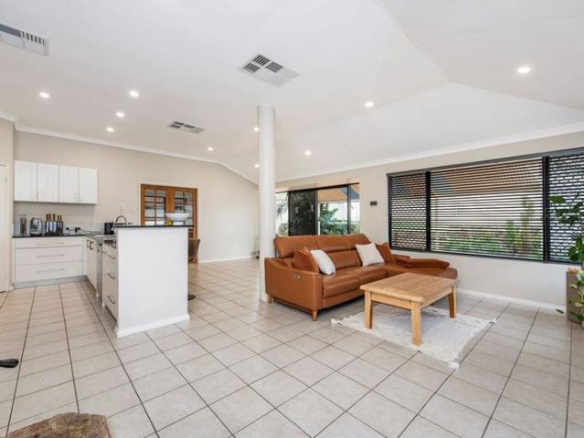 House for rent in Port Kennedy, Western Australia