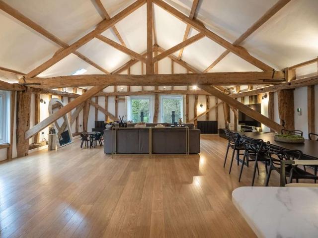 Apartment for rent in Mayfair, Greater London