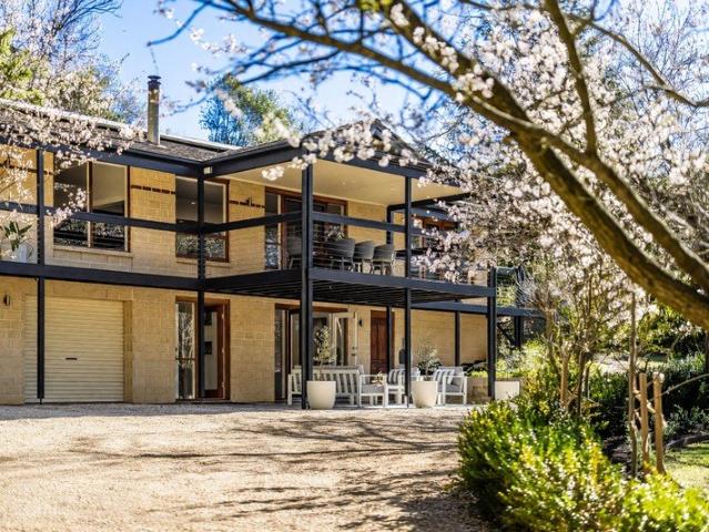 House for sale in Stirling, South Australia