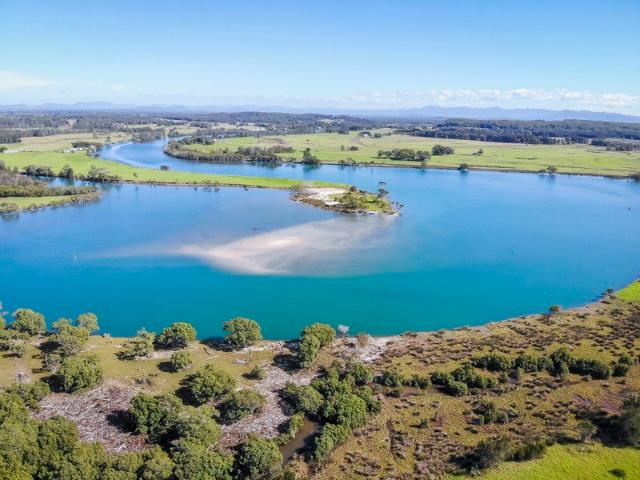 Land for sale in Mitchells Island, New South Wales