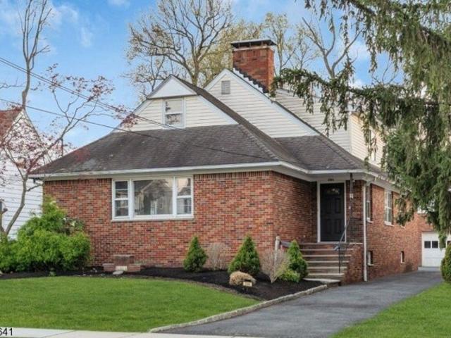 House for sale in Cranford, New Jersey