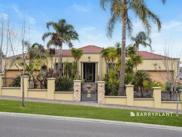 House for sale in Narre Warren North, Melbourne