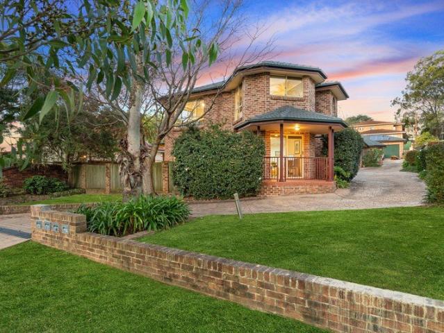 Townhouse for sale in Sutherland, New South Wales