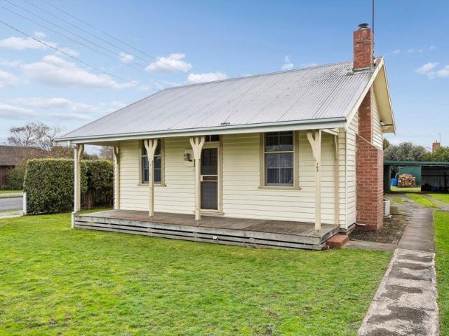 House for sale in Colac, Victoria