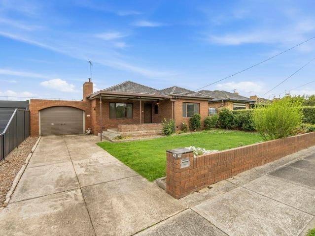 House for rent in Hadfield, Melbourne