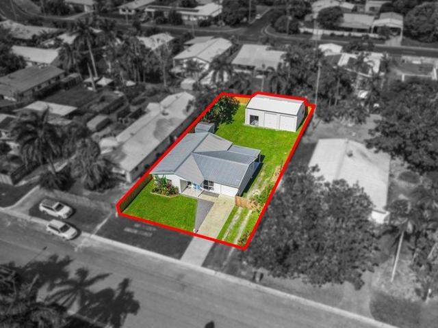 House for sale in Kewarra Beach, Queensland