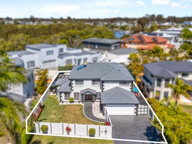 House for sale in Helensvale, Gold Coast City
