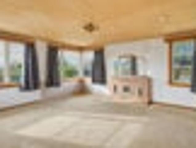House for sale in Otakou